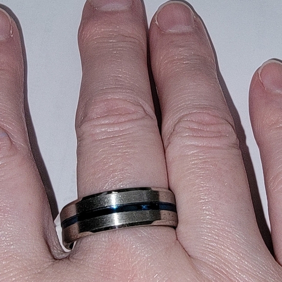 Men's Silver and Blue Ring - Picture 2 of 3